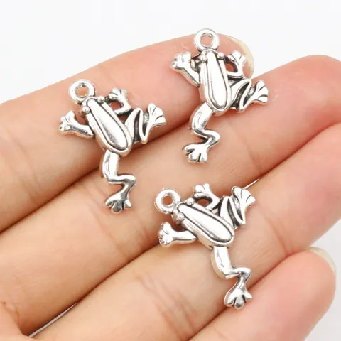 Zinc Alloy Frog Toad Charm Pendant Antique Silver Finish DIY Jewelry Making Accessory For Necklace Bracelet Women Vintage Style