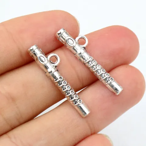 Antique Silver Alloy Musical Instrument Flute Pendant Charm For DIY Necklace Bracelet Making Retro Jewelry Accessories