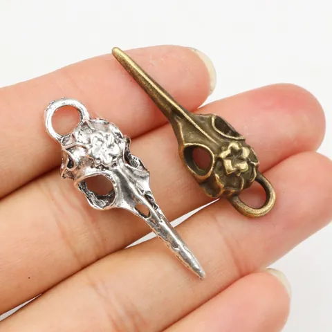 Antique Bird Skull Pendant Alloy Floral Carved Gothic Skull Charm For DIY Necklace Bracelet Jewelry Making Accessories
