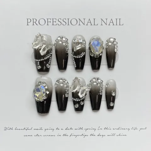 Handgemachte Press On Nägel Schwarz Weiß Ombre Langer Sarg Schmetterling Strass Sternenkristall Nägel Für Damen Party