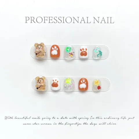 Unghie Finte a Pressione per Bambini Fatte a Mano Modello 3D Orso Patte di Gatto Corte Rotonde Unghie Finte Glitter Stile Dolce per Ragazze