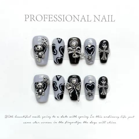 Handgemachte Press On Nails Grau Schwarz Cool Girl Coffin Kunstnägel Legierung Bär Kreuz Strass Zubehör Mode Für Damen