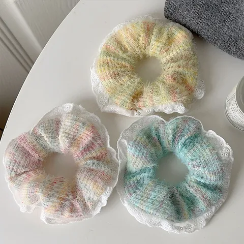 Chouchous en Laine Tricotée pour Femmes Avec Bord en Dentelle Blanche Noeud Doux Élastiques à Cheveux Colorés Poilus