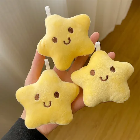 Llavero de Estrella de Peluche Amarillo Lindo Con Sonido de Chirrido Colgante de Bolsa de Estrella para Mujeres Niñas Mochila