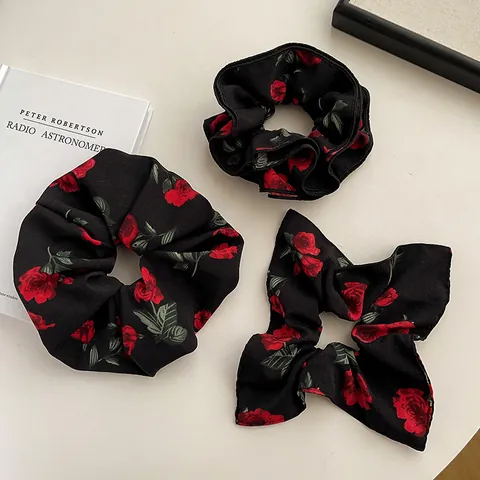 Scrunchie in Raso a Fiori di Rosa Rossa Vintage Francese per Donna Elegante Elastico per Capelli con Volant Accessori per Capelli