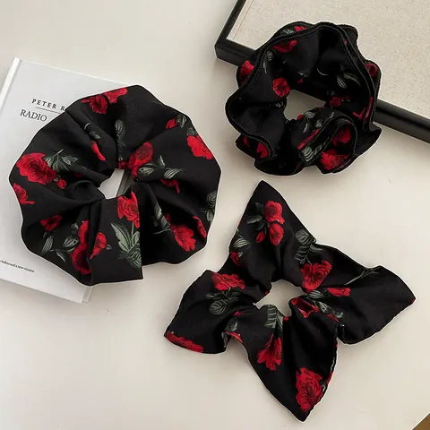 Scrunchie in Raso a Fiori di Rosa Rossa Vintage Francese per Donna Elegante Elastico per Capelli con Volant Accessori per Capelli
