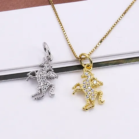 Ciondolo in Argento Sterling 925 a Forma di Unicorno Pegaso Con Zirconia Micro Intarsiata Accessori DIY Senza Catena