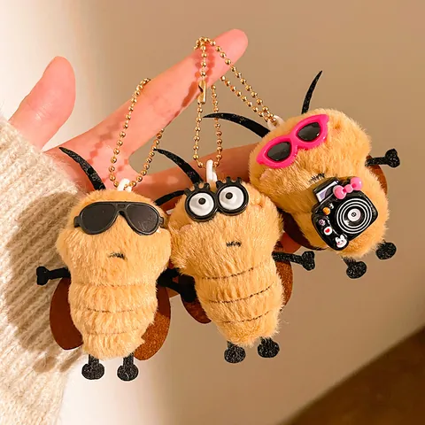 Lustiger Cartoon Kakerlake Plüsch Schlüsselanhänger Weiche Khaki Insekt Puppe Tasche Charm Mit Sonnenbrille Kamera Für Studenten Rucksack