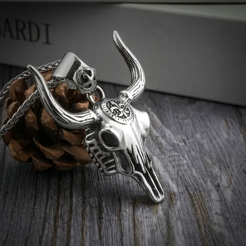 Vintage Gothic Stainless Steel Bull Head Skull Pendant Necklace For Men Retro Punk Rock Animal Biker Jewelry Gift
