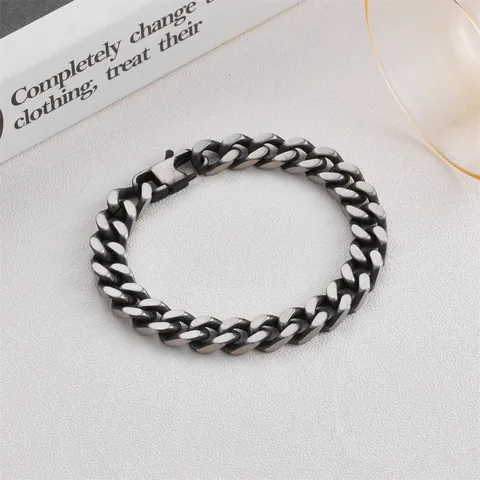 Men Fashion Hip Hop Cuban Chain Bracelet Titanium Steel Stainless Steel Curb Link Polished Jewelry For Daily Streetwear