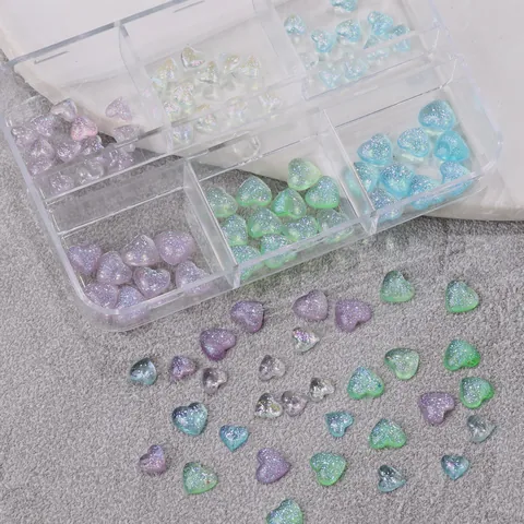Herzform Aurora Nagelkunst Dekoration Harz Glitzer Charms Verpackt Nagelkunst Zubehör Für DIY Maniküre Designs Damen Schmuck