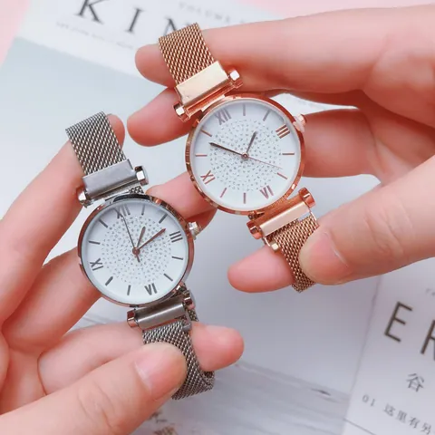 Women Fashion Quartz Watch Starry Sky Dial Roman Numerals Alloy Mesh Magnetic Strap Elegant Ladies Wristwatch Jewelry Gift