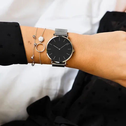 Minimalist Women Quartz Watch Mesh Strap Round Case Simple Analog Dial Elegant Fashion Lady Luxury Wrist Watch