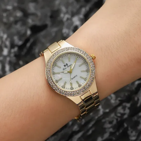 Lussuoso Orologio al Quarzo da Donna Lunetta con Strass Quadrante in Madreperla Cinturino in Lega Minimalista Orologio da Polso