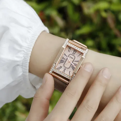 Women Quartz Watch Rose Gold Rectangular Rhinestone Case Roman Numerals Magnetic Buckle Metal Mesh Band Fashion Jewelry Watch
