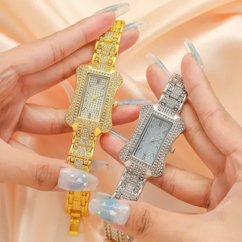 Orologio da Donna di Lusso con Strass Quadrante Rettangolare Numeri Romani Lega Orologio al Quarzo Gioielli Regalo