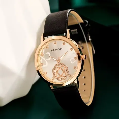 Dames Mode Kwartshorloge Bloemmotief Strass Wijzerplaat Kunstleer Band Legering Kast Casual Elegant Polshorloge