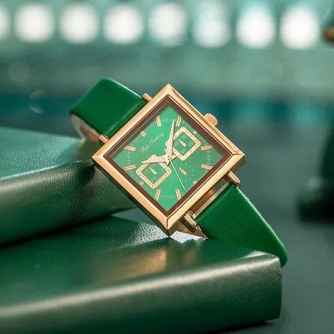 Orologio al Quarzo Quadrato Rétro da Donna Quadrante Verde Cinturino in Ecopelle Cassa in Lega Oro Elegante Casual
