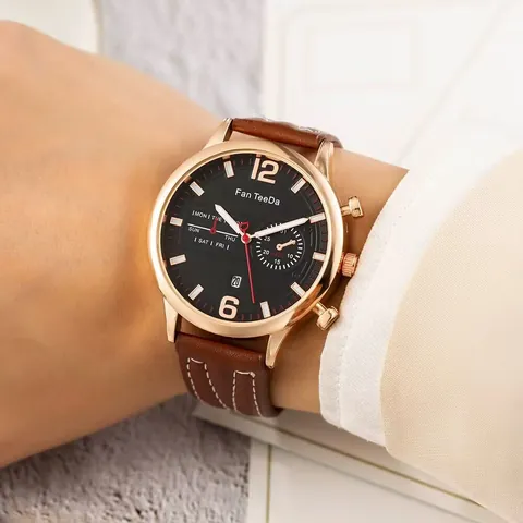 Orologio al Quarzo da Uomo di Moda Con Cinturino in Ecopelle Calendario Data Giorno Cassa in Lega Casual Business Orologio da Polso Analogico