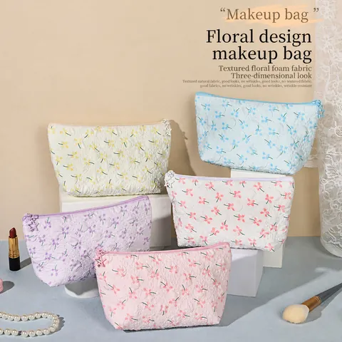 Floral Pongee Seersucker Makeup Bag For Women Portable Travel Toiletry Organizer With Star Zipper Sweet Cosmetic Storage Case