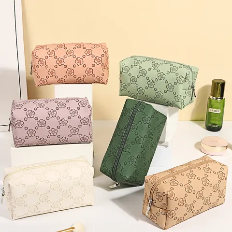 Vintage PU Leather Makeup Bag Embossed Floral Pattern Travel Toiletry Organizer Large Capacity Rectangular Wash Bag Women