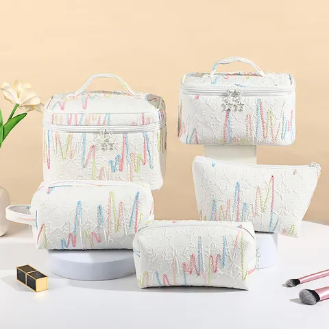 Trousse de Maquillage Portable de Grande Capacité Organisateur de Toilette en Polyester Avec Broderie de Vagues Fermeture Éclair Étoile Pour Voyage Maison Femme Trousse de Cosmétiques