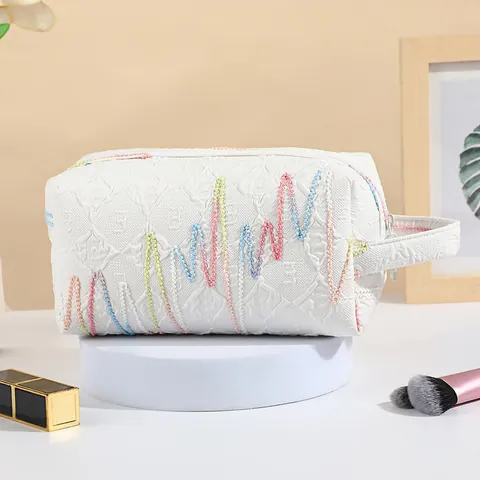 Large Capacity Bubble Makeup Bag With Colorful Wave Embroidery Portable Toiletry Organizer For Women Travel Wash Storage Case