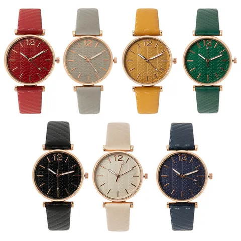 Mode Dames Kwartshorloge Kunstlederen Band Roségoud Legering Kast Bladpatroon Wijzerplaat Casual Dames Analoog Polshorloge