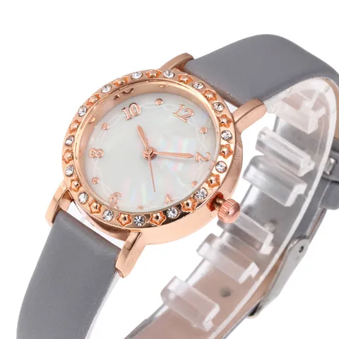 Elegant Women Fashion Quartz Watch Rhinestone Star Decoration Rose Gold Alloy Case Mother Of Artificial Pearl Dial Faux Leather Strap Casual Ladies Wristwatch Gift