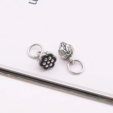 Ciondoli in Argento Sterling 925 Vintage Thai Silver a Forma di Bocciolo di Loto e Capsula per Creazione Gioielli Fai da Te Zen