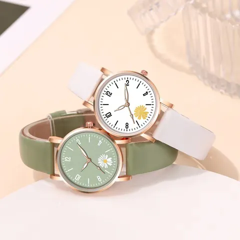 Women's Casual Quartz Watch Minimalist Daisy Pattern Dial PU Leather Strap Vintage Ladies Wristwatch Fashion Accessory