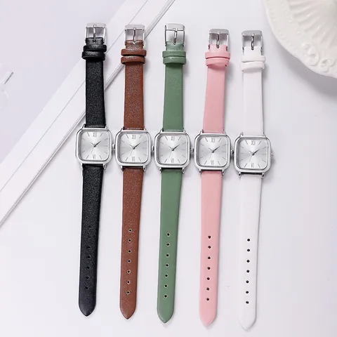 Orologio al Quarzo Quadrato da Donna Vintage Orologio da Polso Casual Minimalista Con Cinturino in Ecopelle Quadrante Romano Cassa in Lega Gioielli Eleganti
