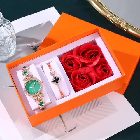 Lussuoso Set di Gioielli Orologio e Bracciale da Donna Lega Oro Rosa Strass Quadrante a Cuore Verde Orologio al Quarzo Scatola Regalo Rose di Sapone