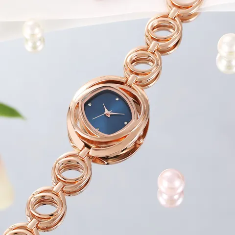 Luxury Women Hollow Flower Bracelet Watch Fashion Rhinestone Dial Quartz Wristwatch Elegant Alloy Metal Strap Ladies Jewelry Watch