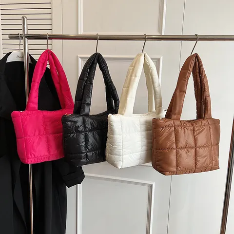 Borsa Tote Trapuntata da Donna Grande Capacità in Nylon Imbottita Borsa a Tracolla Tinta Unita Moda per Pendolari Stile Casual