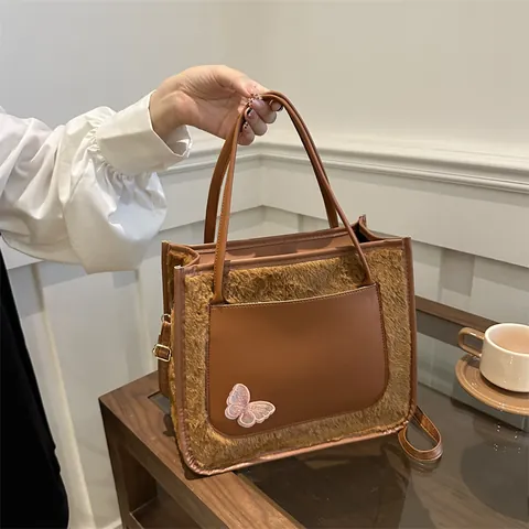 Bolso Tote de Peluche Vintage para Mujer Mariposa Bordada Patchwork Piel Sintética Gran Capacidad Bolso de Hombro Cruzado Moda
