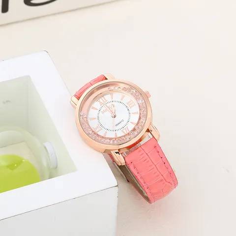 Fashion Women Quartz Watch With Roman Numerals Crocodile Pattern Faux Leather Strap Rolling Rhinestone Decoration Alloy Case