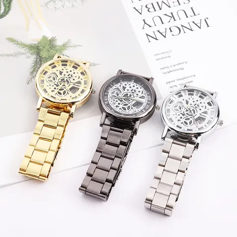Orologio al Quarzo Scheletro Casual da Uomo Numeri Romani Quadrante Cavo Bracciale in Lega Metallica Orologio alla Moda Regalo