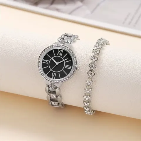 Luxury Rhinestone Women Quartz Watch Heart Bracelet Alloy Roman Numerals Fashion Ladies Wristwatch Gift Packaging