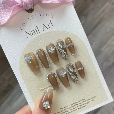 Luxury French Press-on Nails Nude Brown Gradient Handmade Fake Nails Rhinestone Heart Bow For Wedding Bridal Party Women