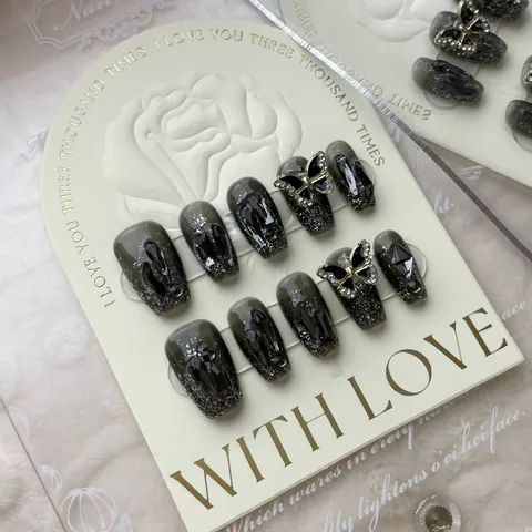 Uñas Postizas Hechas a Mano Mariposa 3D Ojo de Gato Negro de Arma Rojo Vino Strass Gema Ataúd Almendra Uñas Postizas para Mujer Fiesta