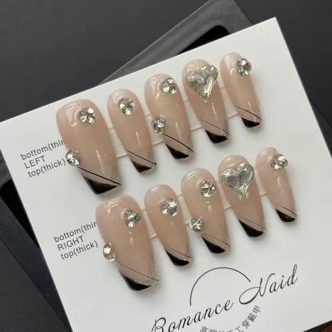 Handgefertigte Schwarze Französische Lange Sargform Künstliche Nägel Mit Herz Strass Silber Glitzer Elegante Glänzende Falsche Nägel Für Damen