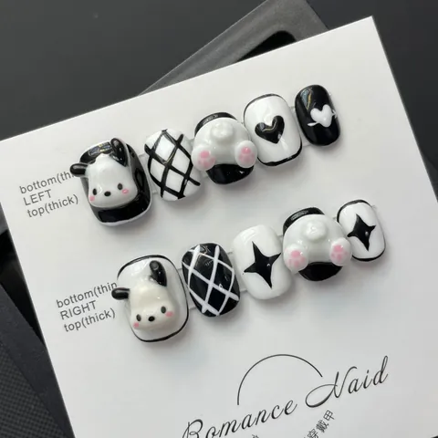 Unghie Finte 3D Fatte a Mano in Resina Motivo a Scacchiera Bianco e Nero Cuore Cane Unghie Posticce per Donna