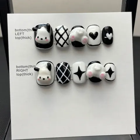 Unghie Finte 3D Fatte a Mano in Resina Motivo a Scacchiera Bianco e Nero Cuore Cane Unghie Posticce per Donna