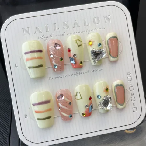 Handmade Press On Nails Sweet Pink White Heart Rhinestone Glitter Long Coffin False Nails For Women Decorative Manicure Art