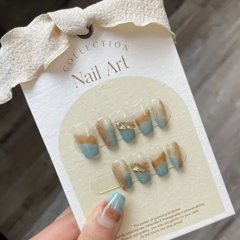 Handgefertigte Karamell Marmor Press On Nails Luxus Farbverlauf Blau Braun Klebenägel Mit Strass Metalldekor Damen
