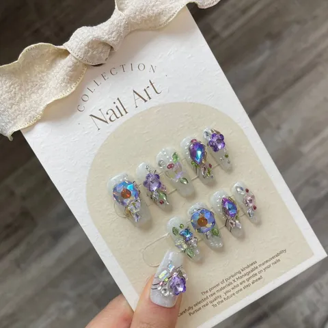 Unghie Finte Artigianali Lusso Viola Strass Fiore Glitter Stile Fata Riutilizzabili Eleganti Unghie Postize per Donna