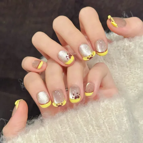 Unghie Finte Fatte a Mano Effetto Occhio di Gatto Glitter Zampa di Gatto 3D French Tip Giallo Cartone Animato Resina per Donna