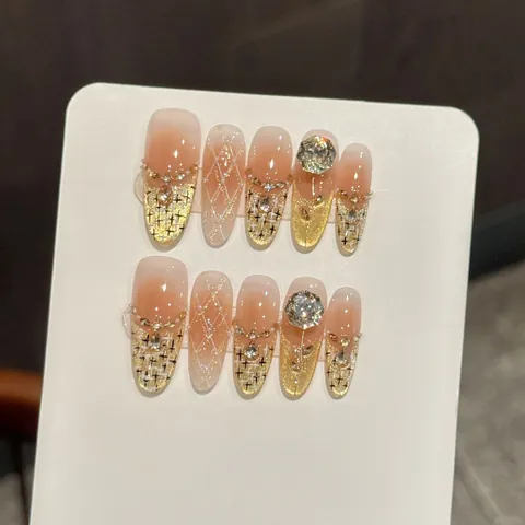 Lussuose Unghie Finte Francesi a Mandorla Lunga con Strass Glitter Sfumatura Rosa Nudo Fatte a Mano Riutilizzabili per Donna