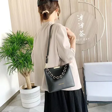 Borsa a Tracolla a Secchiello in Pelle PU Donna Con Manico a Catena Stampa Fashion Bags Minimalista Tinta Unita Tracolla Regolabile Borsa a Spalla